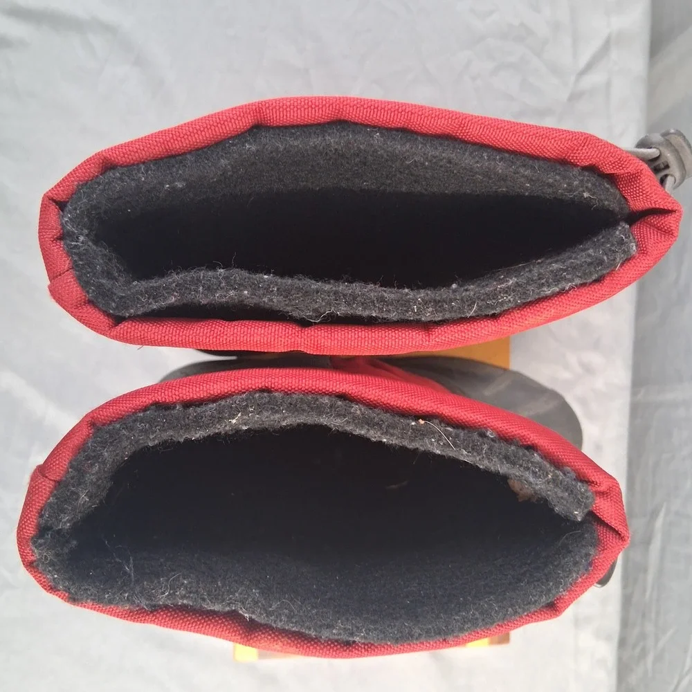 Kamik Kids Waterproof Snow Boots Red Grey Insulated‎ Winter Warm Toddler/Youth 4